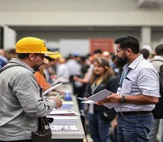 mutirão de emprego